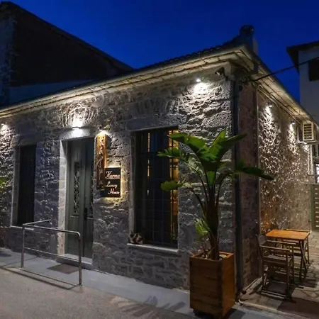 Seafront Karma Luxury - An Escape From Reality Case de vacanță Kato Gatzea