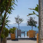 Seafront Karma Luxury - An Escape From Reality בית נופש