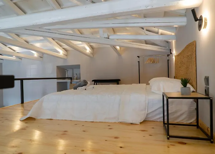 Seafront Karma Luxury - An Escape From Reality Kato Gatzea