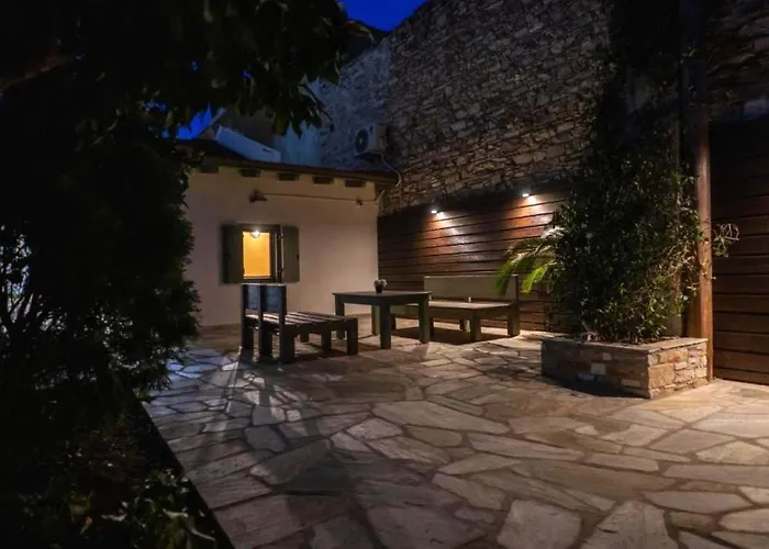 Seafront Karma Luxury - An Escape From Reality * Kato Gatzea